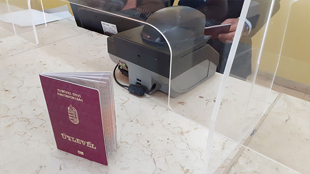 Combo Smart and Hungarian Passport During Guest Registration